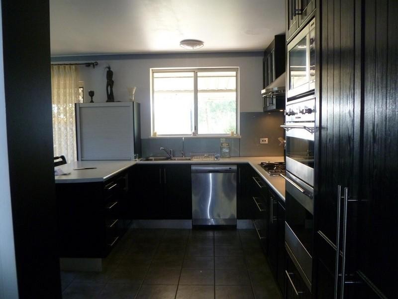 5 Tomlinson Place, Armadale WA 6112