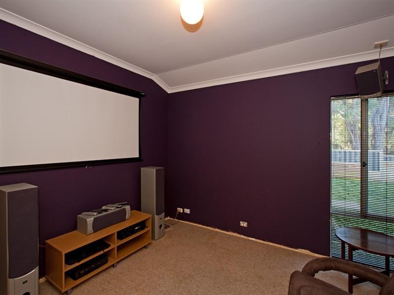 20 Norman Road, Roleystone WA 6111