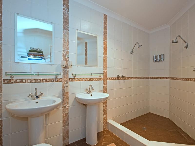 20 Norman Road, Roleystone WA 6111