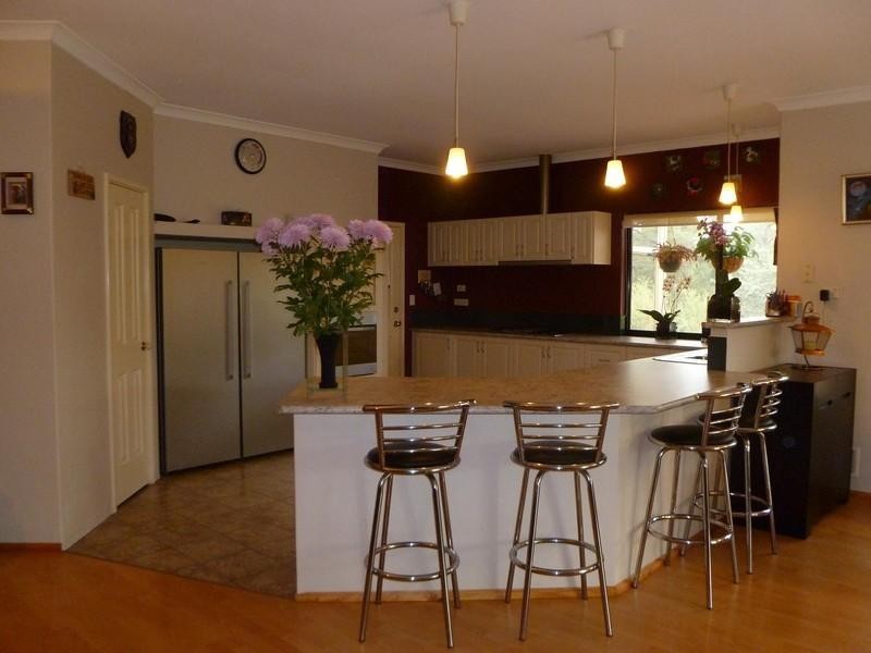 30 Dumas Drive, Bedfordale WA 6112