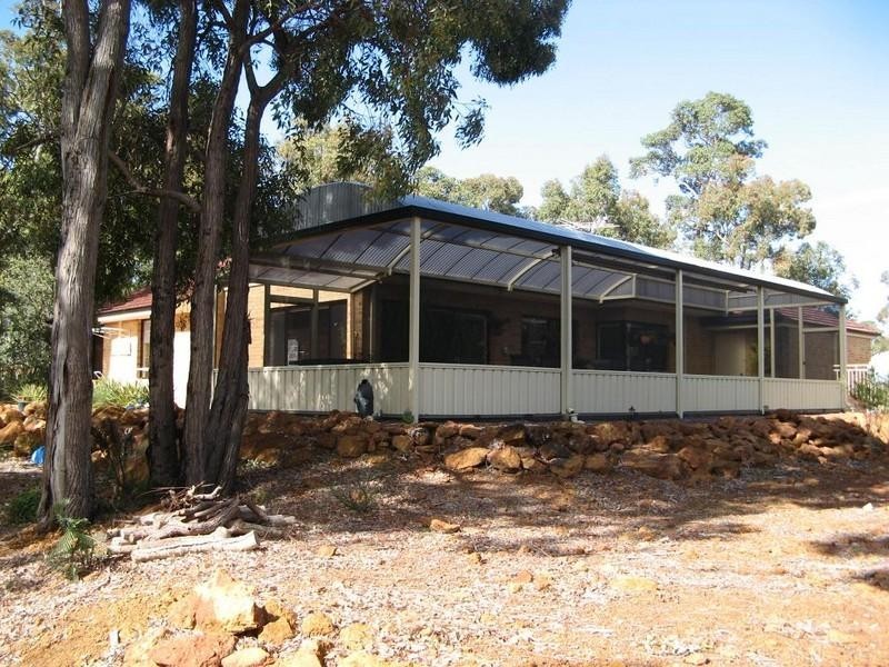 30 Dumas Drive, Bedfordale WA 6112