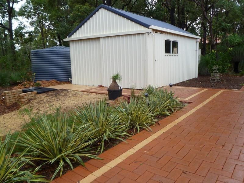 30 Dumas Drive, Bedfordale WA 6112