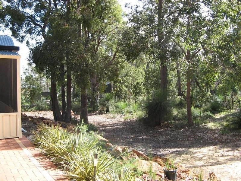 30 Dumas Drive, Bedfordale WA 6112