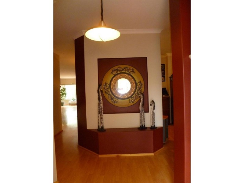 30 Dumas Drive, Bedfordale WA 6112