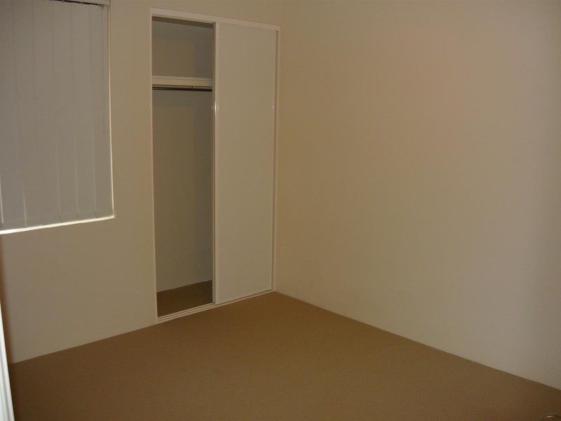 21/91 Lowanna Way, Armadale WA 6112