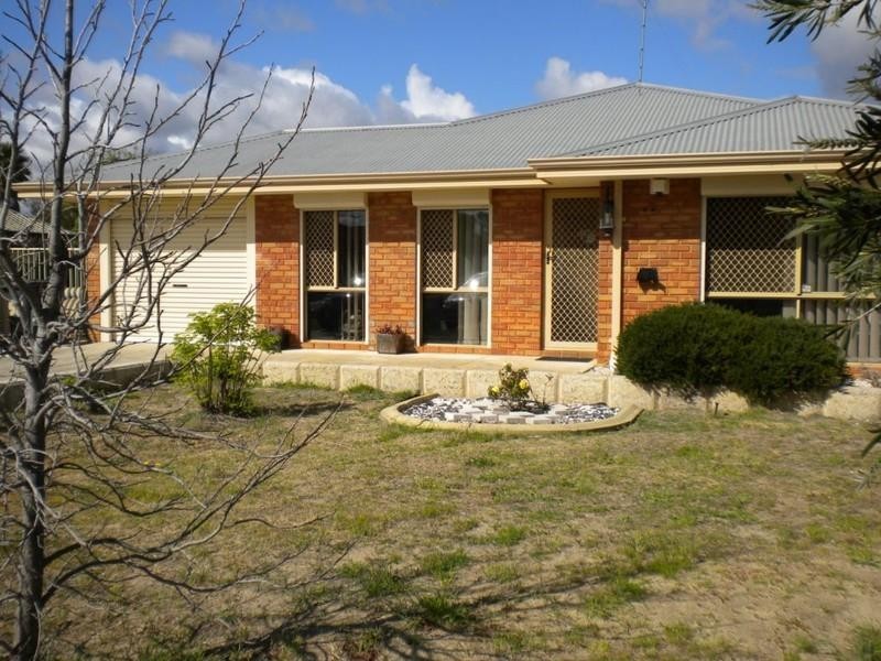 58 Bodicoat Drive, Brookdale WA 6112