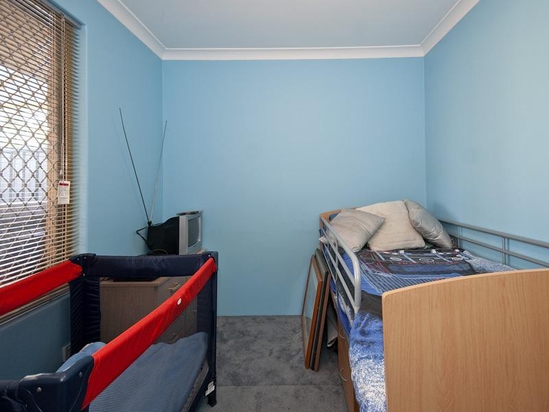 22 McGrath Place, Seville Grove WA 6112