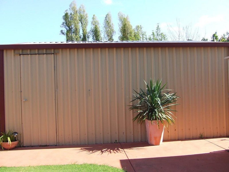 22 McGrath Place, Seville Grove WA 6112