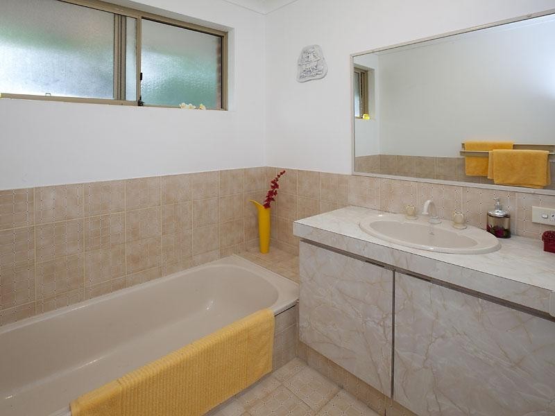 101 Carawatha Avenue, Mount Nasura WA 6112