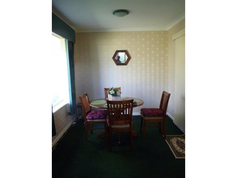 27 Banyard Avenue, Kelmscott WA 6111