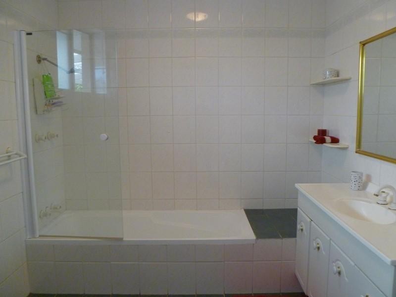 27 Banyard Avenue, Kelmscott WA 6111