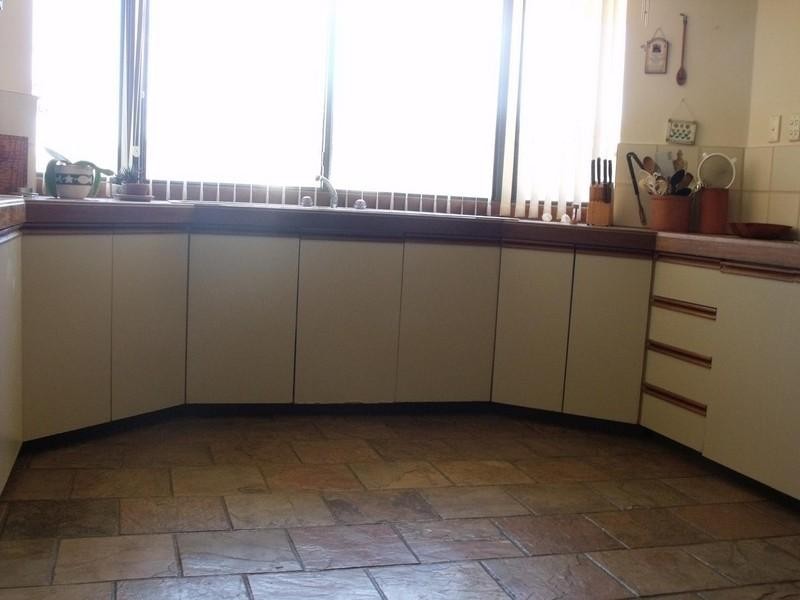 13 Kingsley Terrace, Kelmscott WA 6111