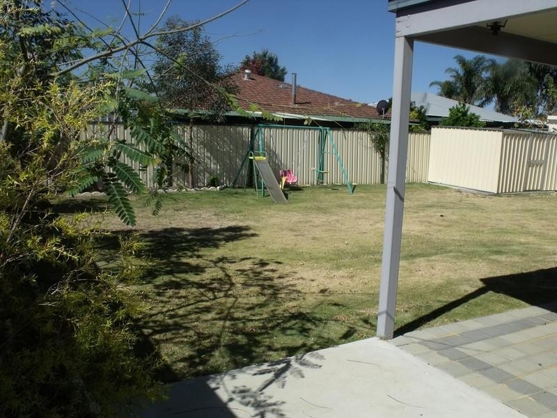 19 Jonquil Loop, Seville Grove WA 6112