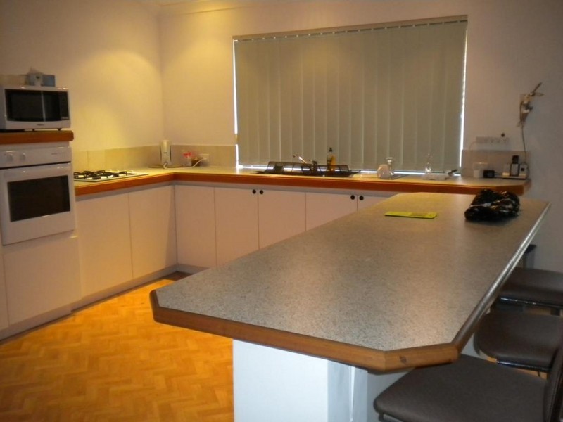 25 Reveley Close, Seville Grove WA 6112