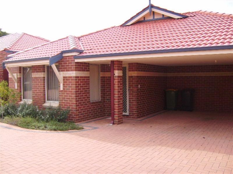 8/17 Bert Street, Gosnells WA 6110