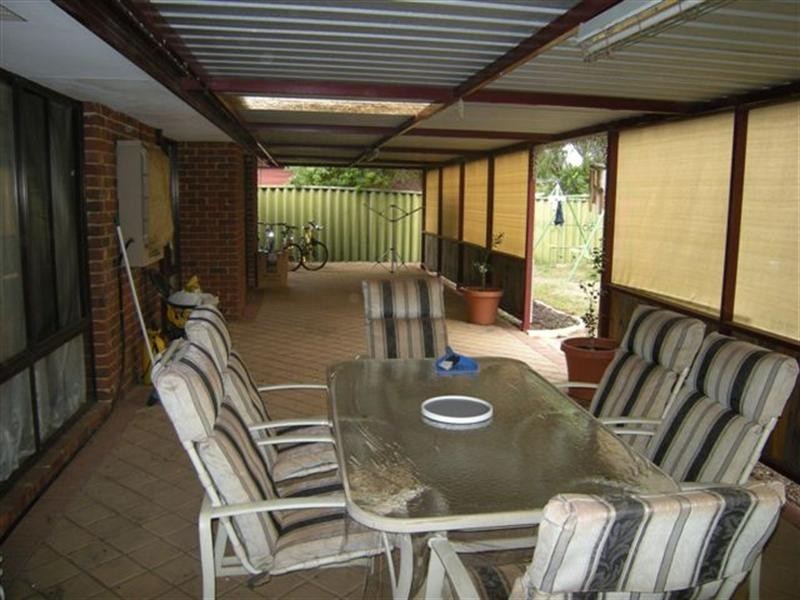 5 Sittella Plaza, Brookdale WA 6112