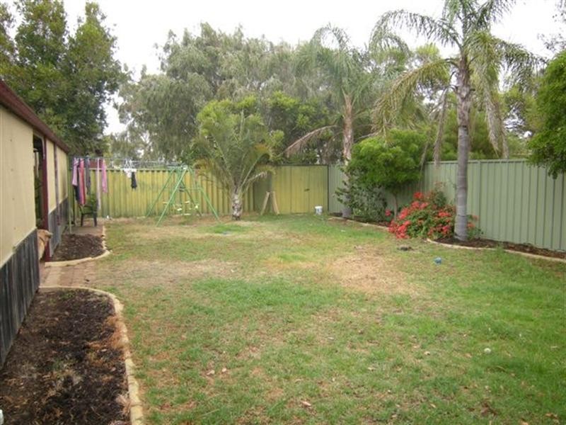 5 Sittella Plaza, Brookdale WA 6112