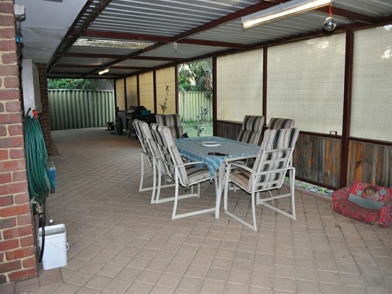 5 Sittella Plaza, Brookdale WA 6112