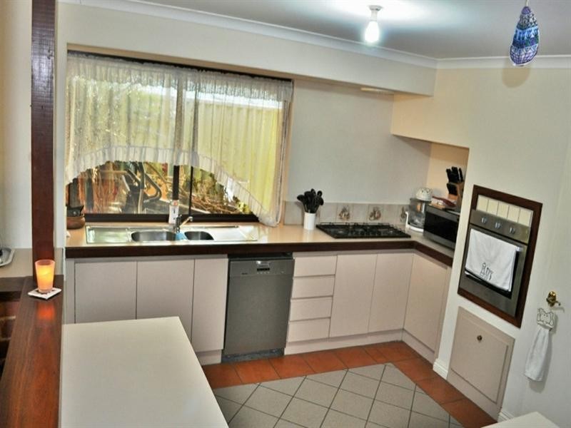 5 Sittella Plaza, Brookdale WA 6112