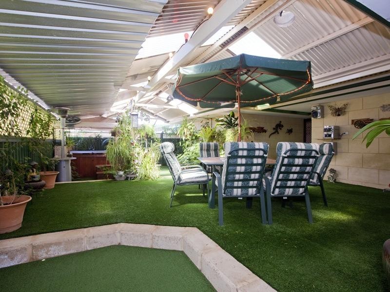 21 Hillegine Court, Gosnells WA 6110