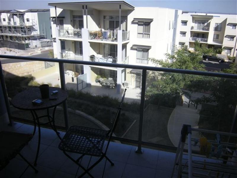 9/105 Wentworth Parade, Success WA 6164