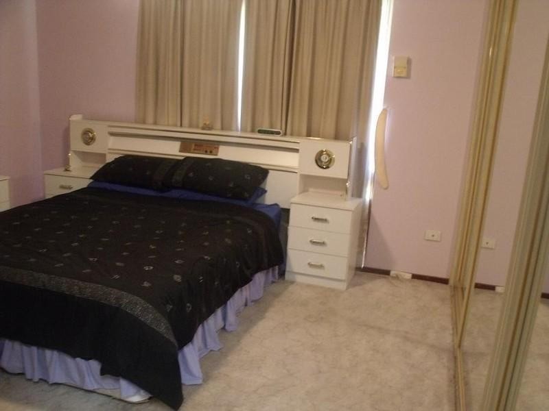 18 Willowmead Way, Kelmscott WA 6111