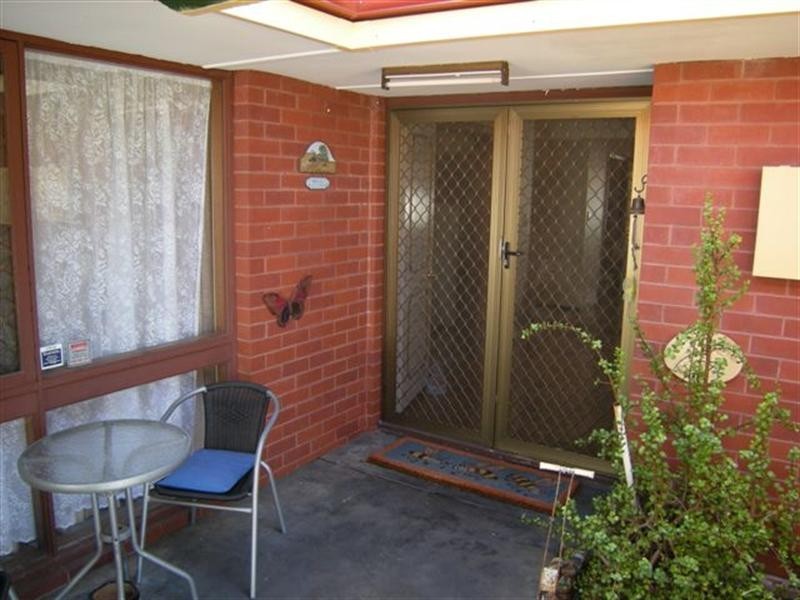 18 Willowmead Way, Kelmscott WA 6111