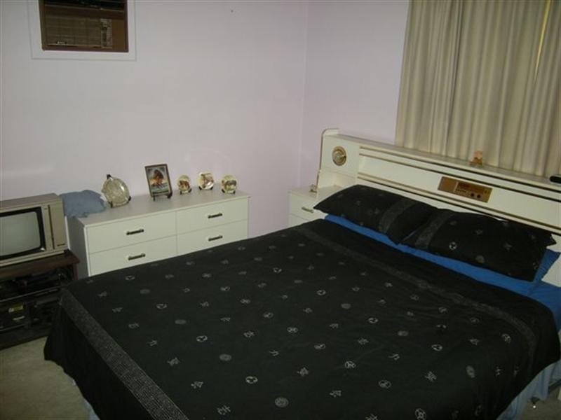 18 Willowmead Way, Kelmscott WA 6111