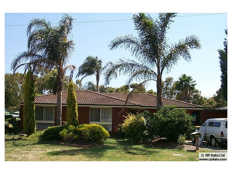 38 Cowan Street, Armadale WA 6112