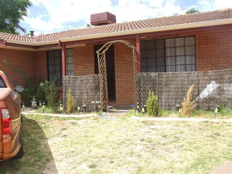 1 Bell Court, Armadale WA 6112