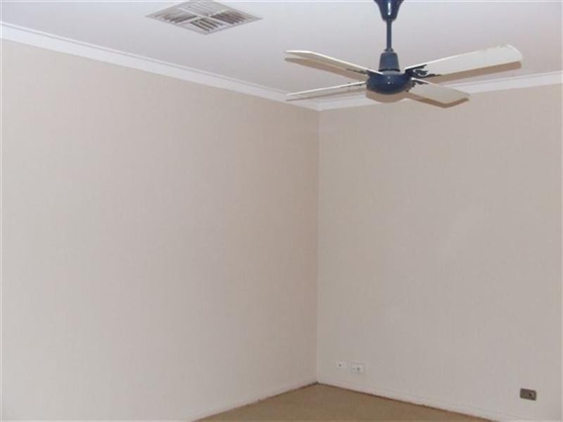 1 Bell Court, Armadale WA 6112