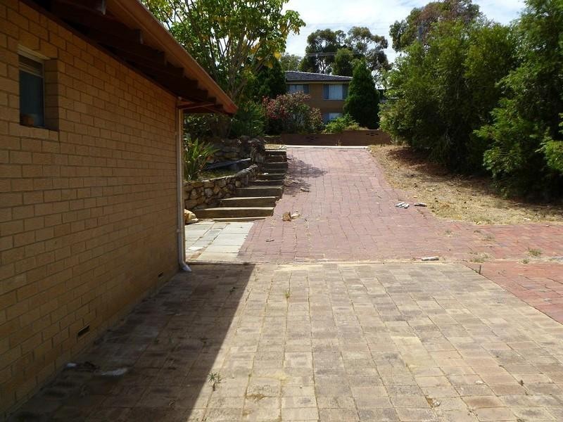 42 Angorra Road, Mount Nasura WA 6112