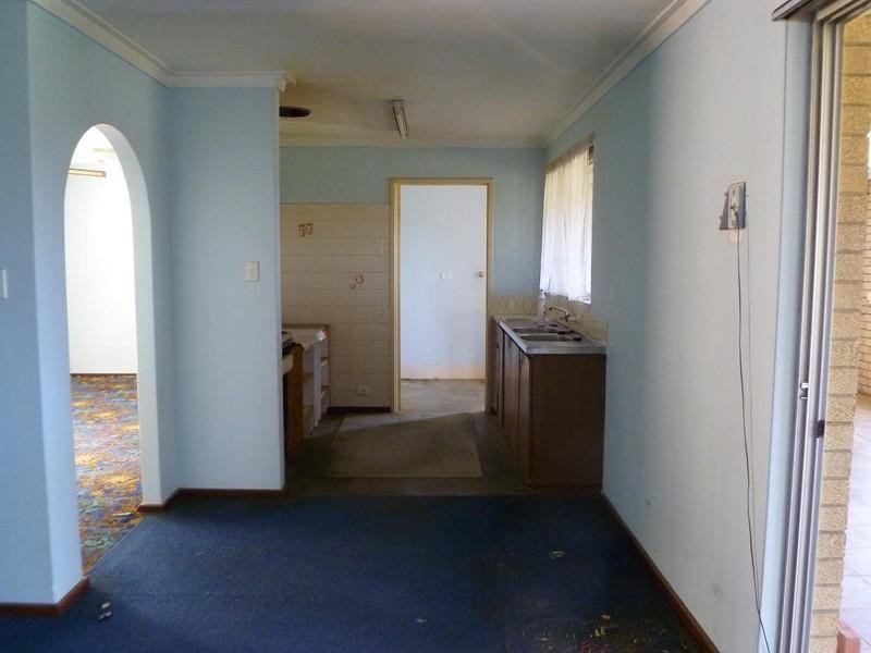 42 Angorra Road, Mount Nasura WA 6112