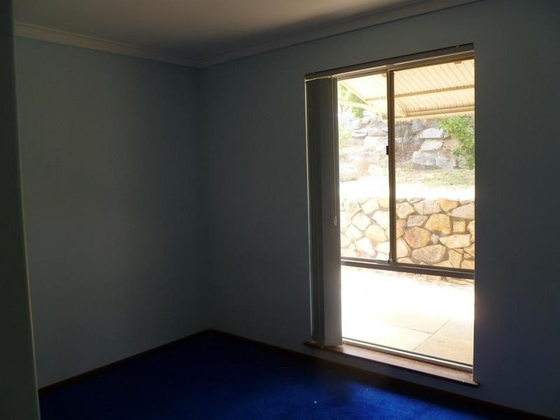 42 Angorra Road, Mount Nasura WA 6112