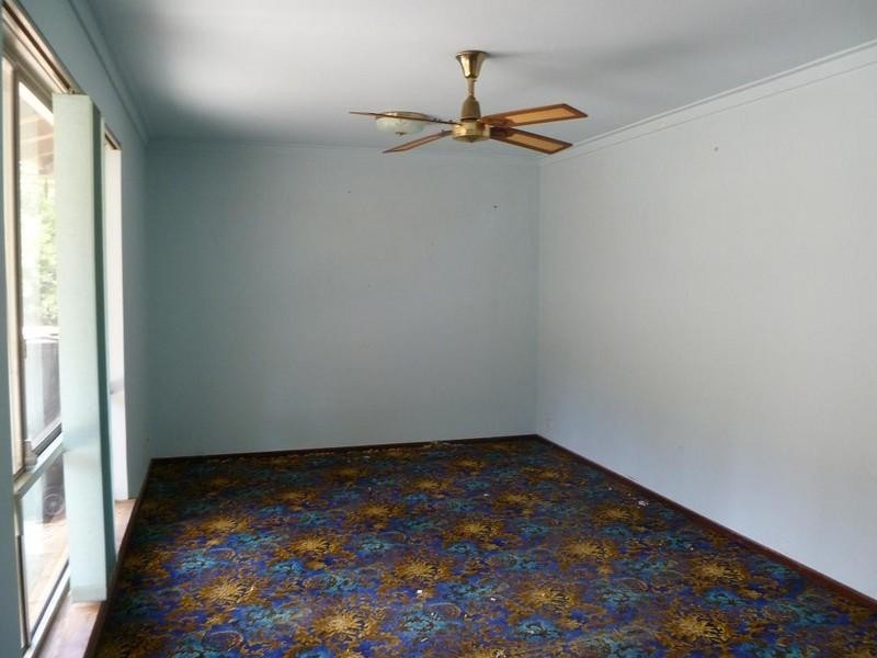 42 Angorra Road, Mount Nasura WA 6112