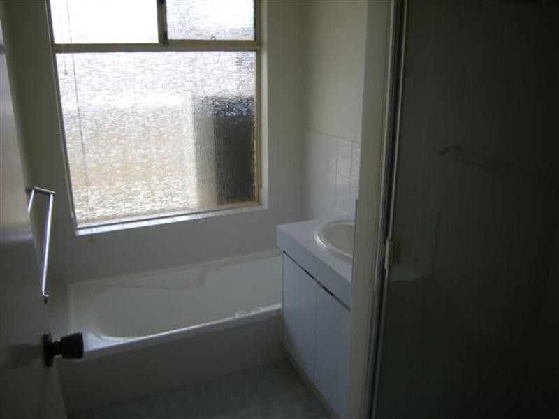 11 Kara Court, Seville Grove WA 6112