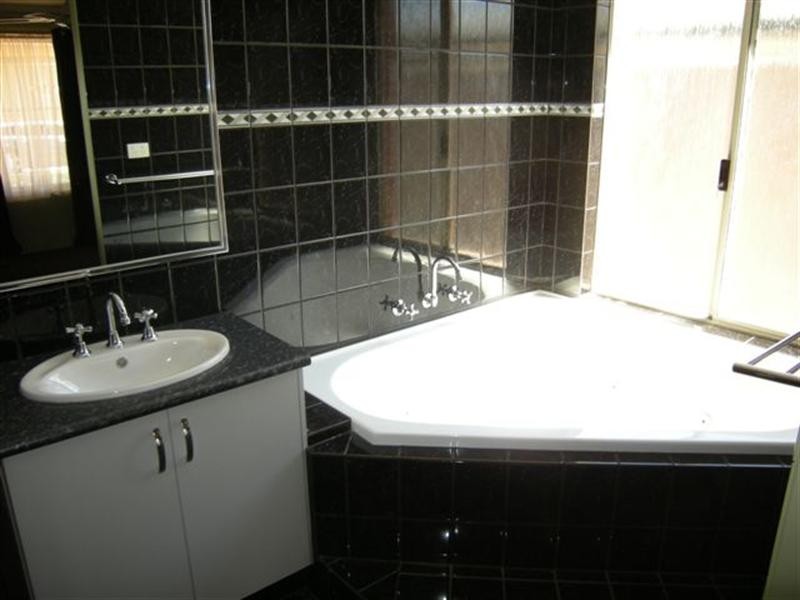 8 Vickers Pass, Byford WA 6122