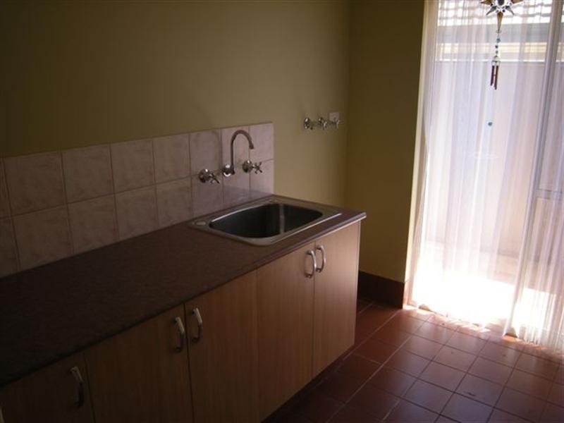 8 Vickers Pass, Byford WA 6122