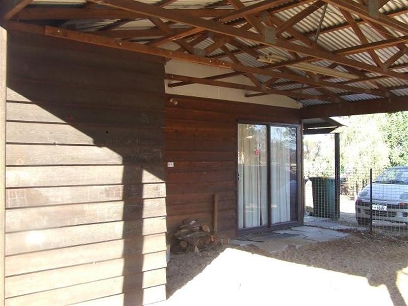 11/2 Eighth Road, York WA 6302