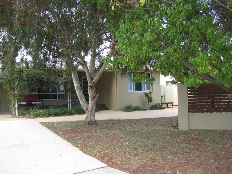 16 Brackley Road, Armadale WA 6112