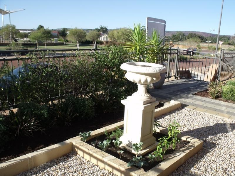 23 Cilantro Parkway, Seville Grove WA 6112