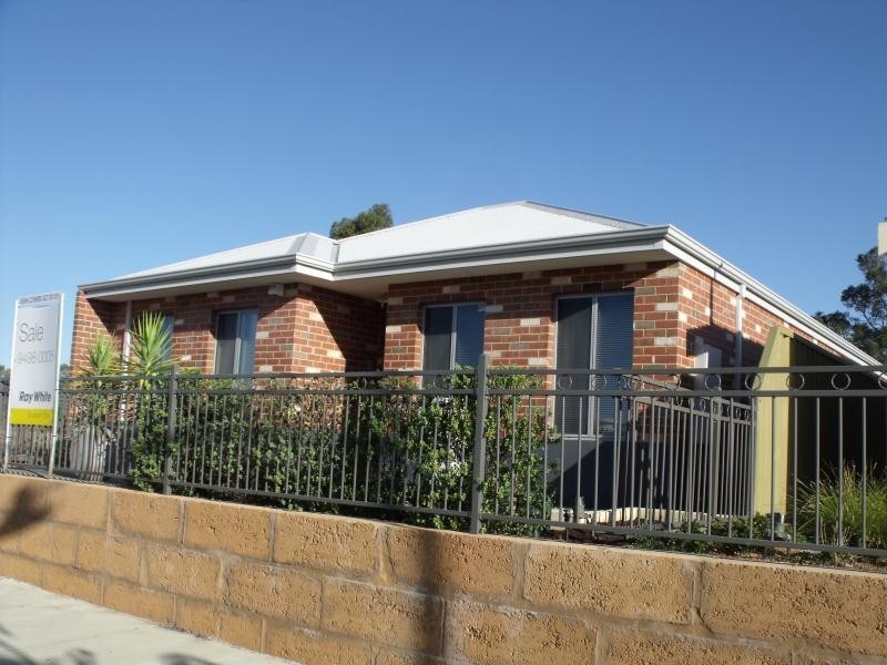 23 Cilantro Parkway, Seville Grove WA 6112