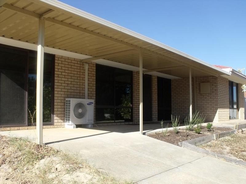 90 Tijuana Road, Armadale WA 6112