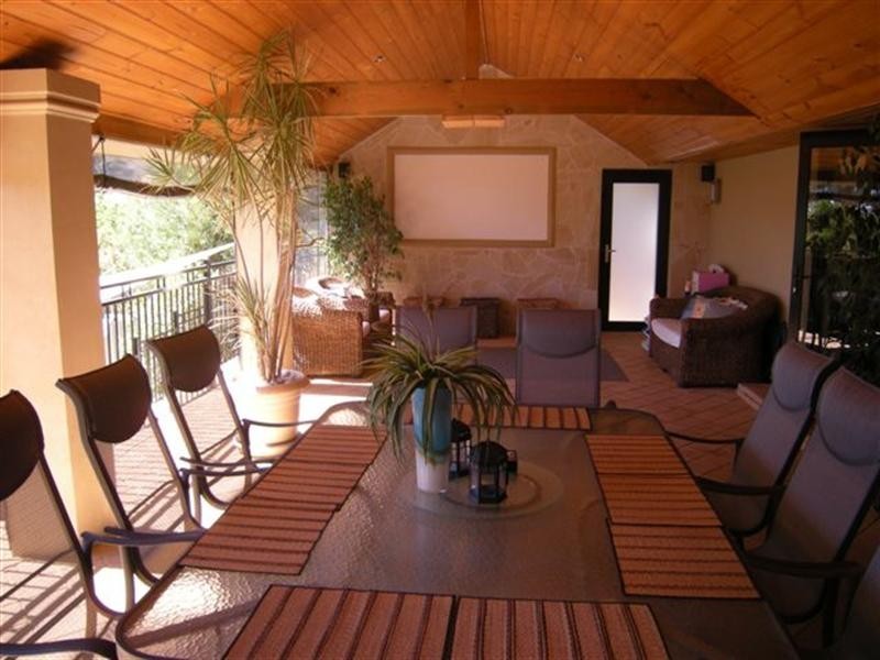 44 Amethyst Crescent, Mount Richon WA 6112