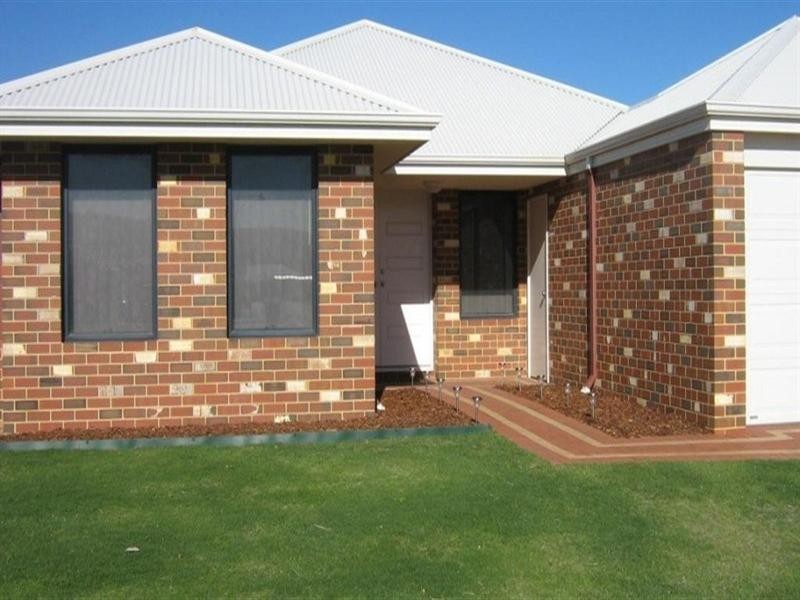 23 Honeydew Bend, Byford WA 6122