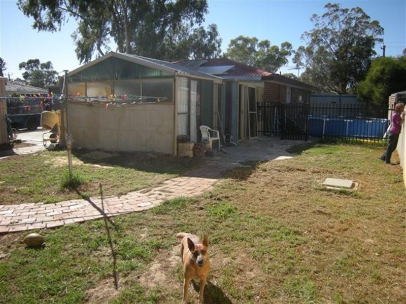 21 Numulgi Street, Armadale WA 6112