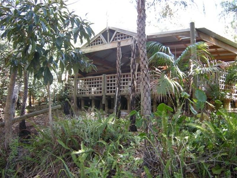 102 Amethyst Crescent, Mount Richon WA 6112