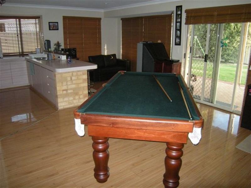 31 Seminole Gardens, Seville Grove WA 6112