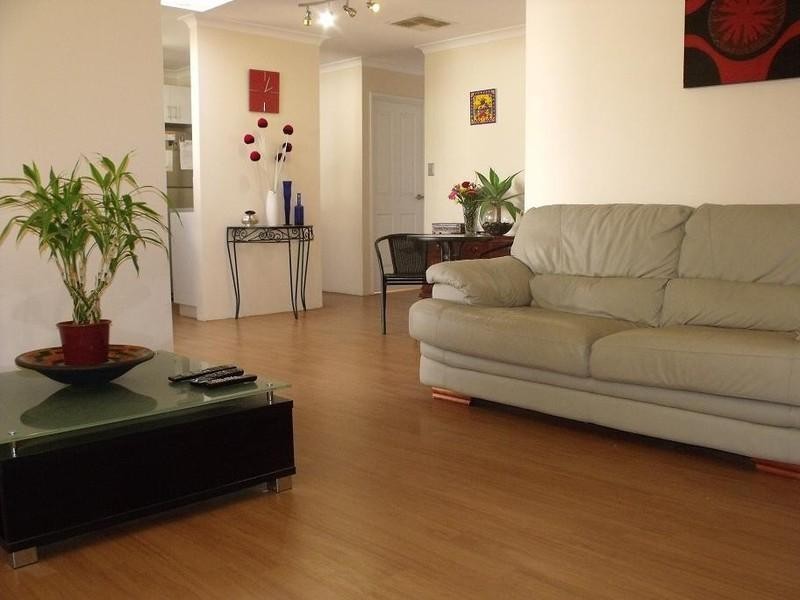 8 Barge Court, Armadale WA 6112