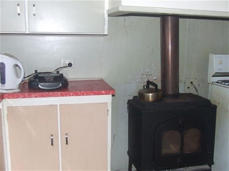 24 Connor Street, Yealering WA 6372